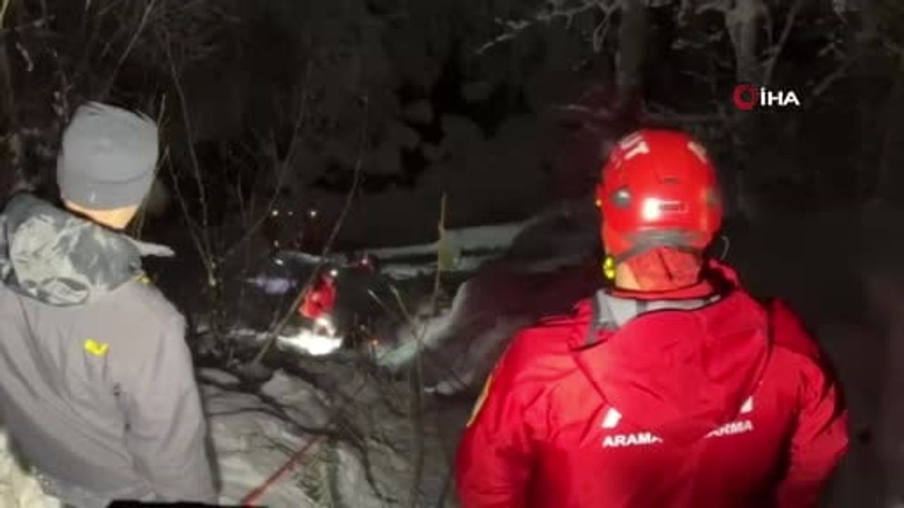 Rize Fındıklı'da Kayıp 2 Kişinin Trafik Kazasında Öldüğü Belirlendi