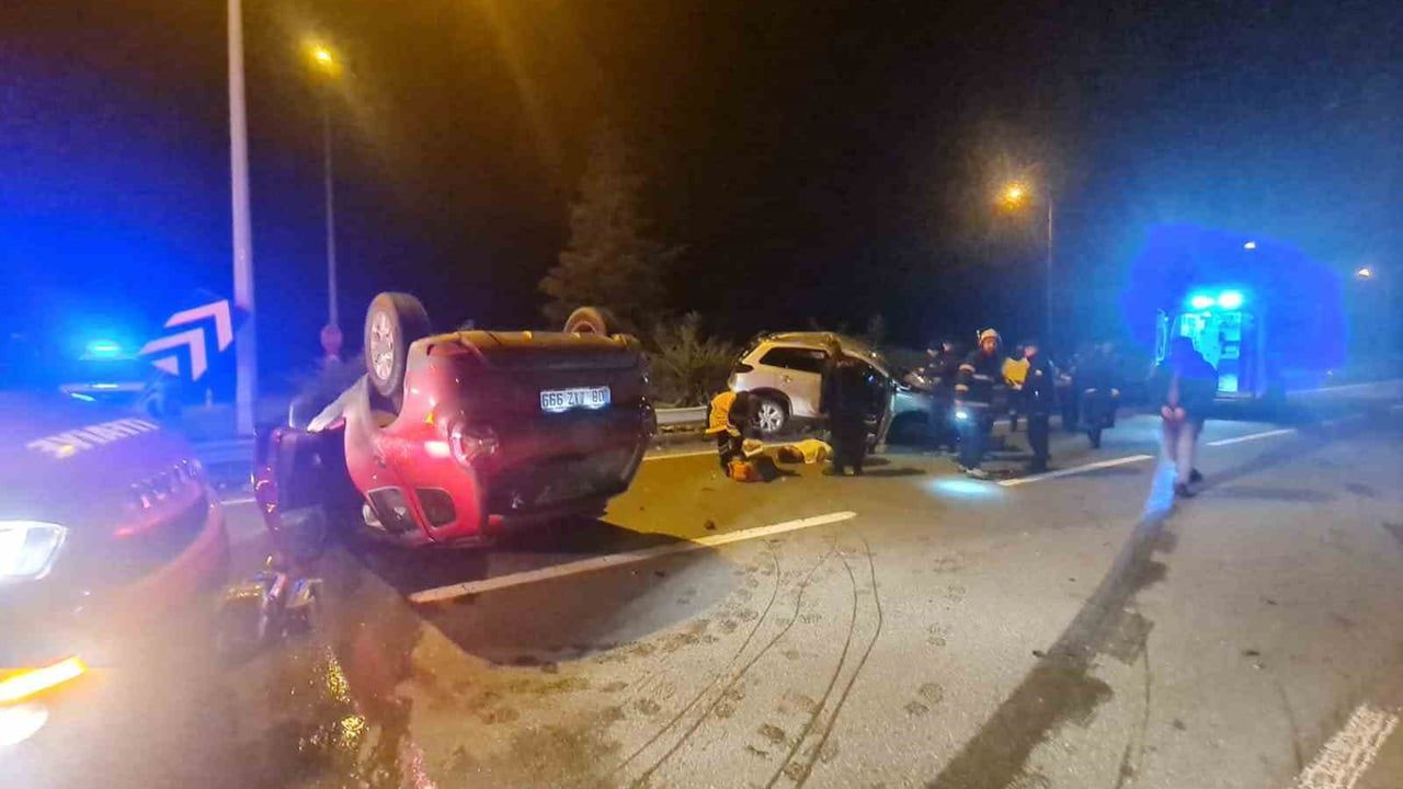 Rize Fındıklı'da Trafik Kazası: 5 Yaralı