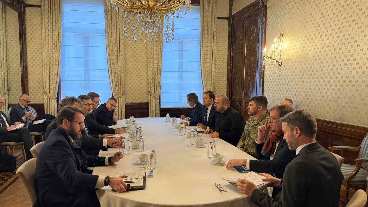 Rüstem Umerov Brüksel'de: Avrupa ile Ukrayna için Güvenlik Garantileri ve Barış Müzakereleri