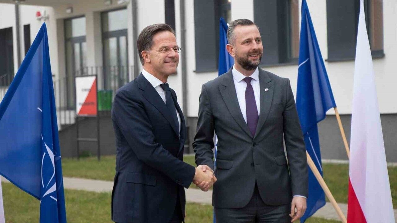 Rutte: ABD, Macaristan ve Slovakya Ukrayna’nın NATO Üyeliğini Engelliyor