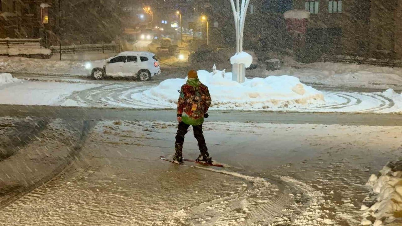 Safranbolu'da Tarihi Sokaklarda Kayak Şovu