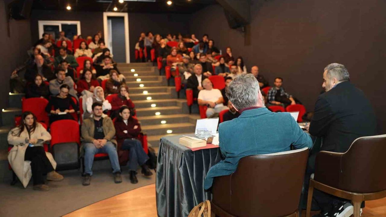 Sakarya'da Oğuz Atay Söyleşisi — Türkiye'nin Ruhu ve Oğuz Atay