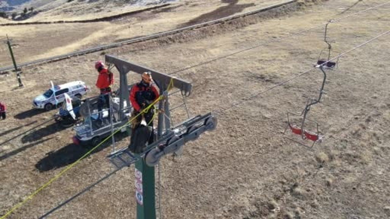 Saklıkent'te Gerçeğini Aratmayan Teleferik Kurtarma Tatbikatı