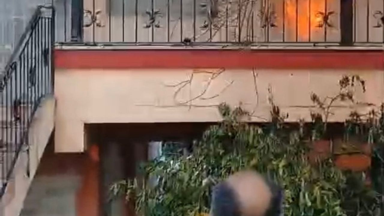 Samandağ’da 2 Katlı Müstakil Evde Yangın – İtfaiye Hızlı Müdahale Etti