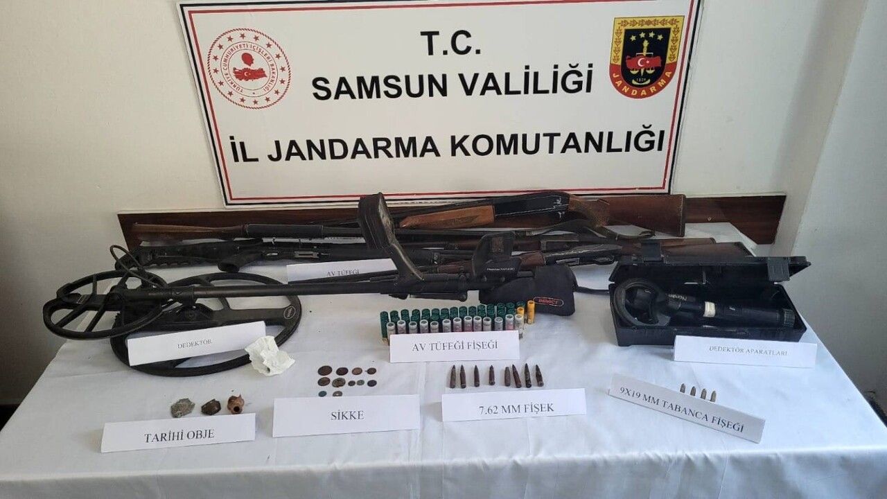 Samsun'da Jandarmadan Silah ve Tarihi Eser Operasyonu: 4 Gözaltı