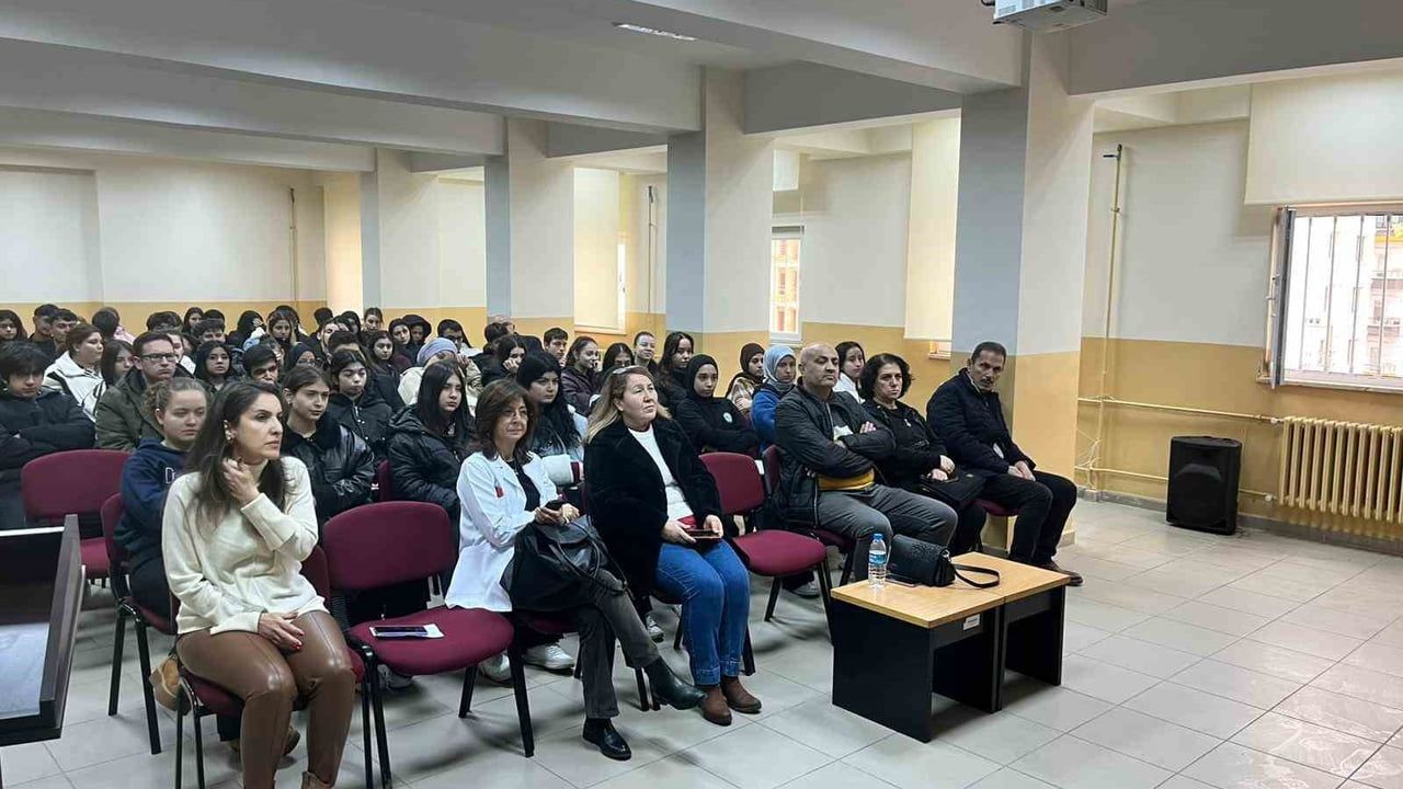 Samsun'da SAKEP ile Kariyer Eğitimi: 9 bin 460 Öğrenci Sertifika Aldı