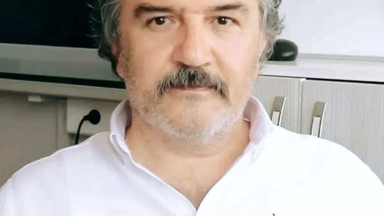 Samsun’da Sınıf Öğretmeni Mehmet Muslu (56) Kalp Krizi Sonucu Hayatını Kaybetti