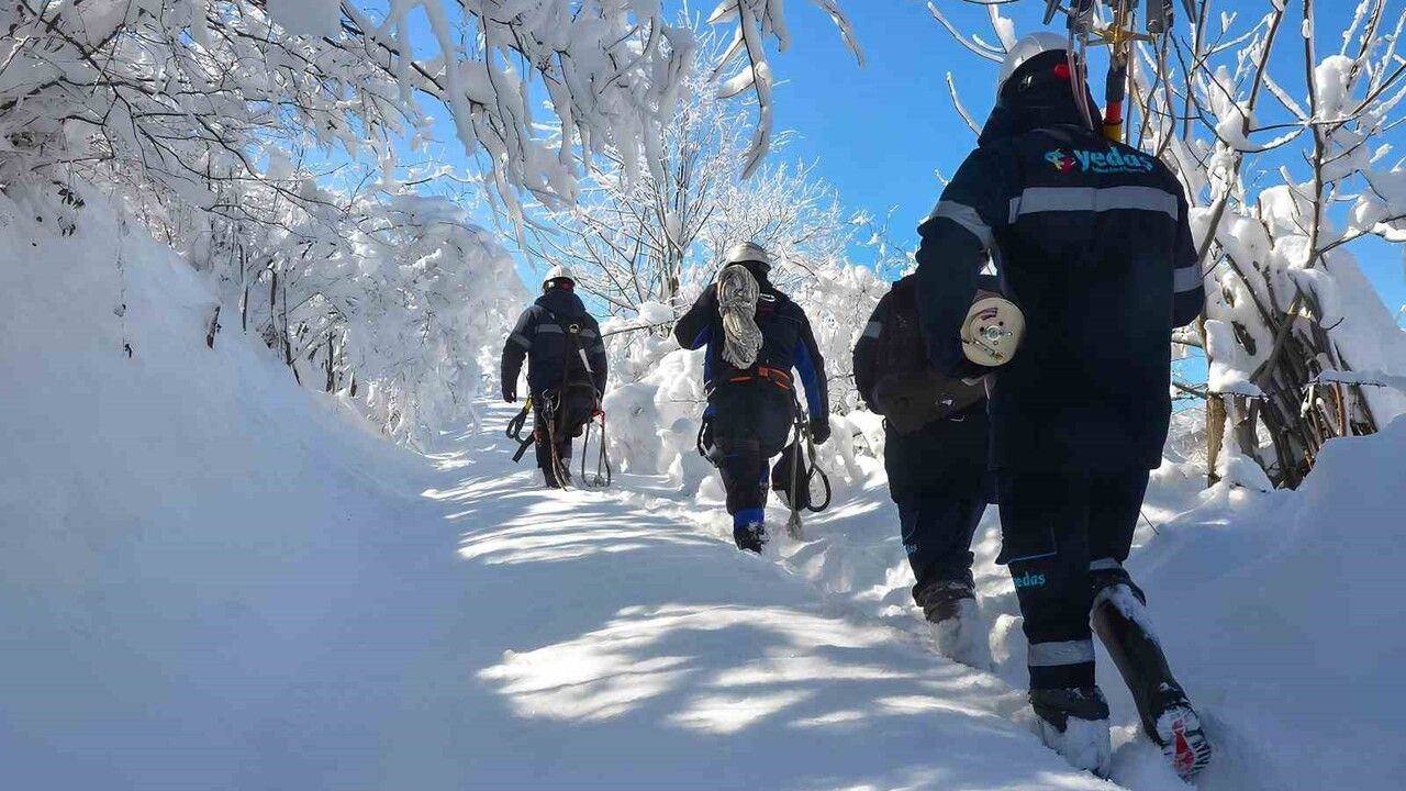Samsun'da YEDAŞ'tan Kışa Hazırlık: Kesintisiz Enerji İçin 7/24 Operasyon