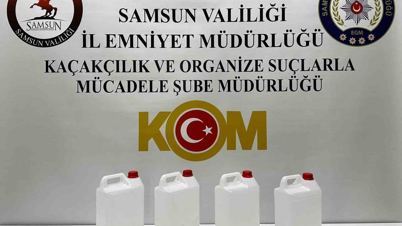 Samsun’da yılbaşı öncesi kaçak alkol operasyonu: 1 gözaltı, 20 litre ve 17 şişe ele geçirildi