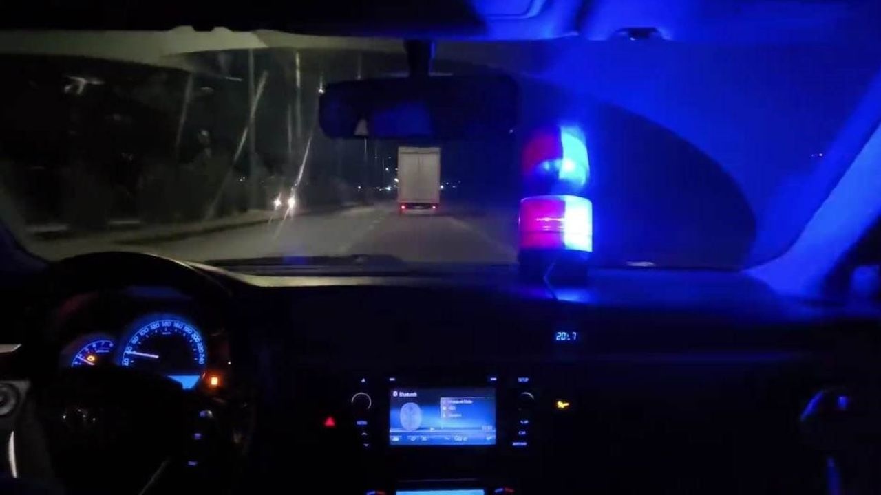 Şanlıurfa'da 43 Bin Paket Kaçak Sigara ve Bin 440 Elektronik Sigara Ele Geçirildi