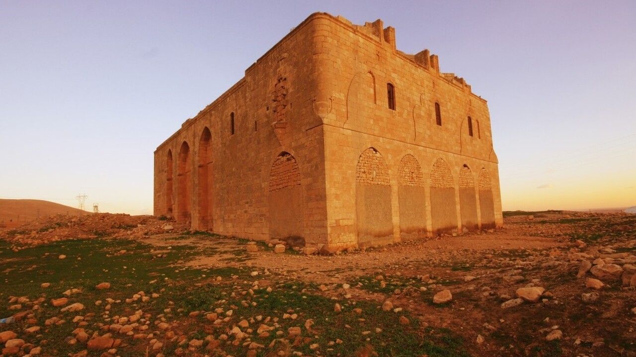 Şanlıurfa'da 45 Doğa Tutkunu Germuş Kilisesi İçin Yürüdü