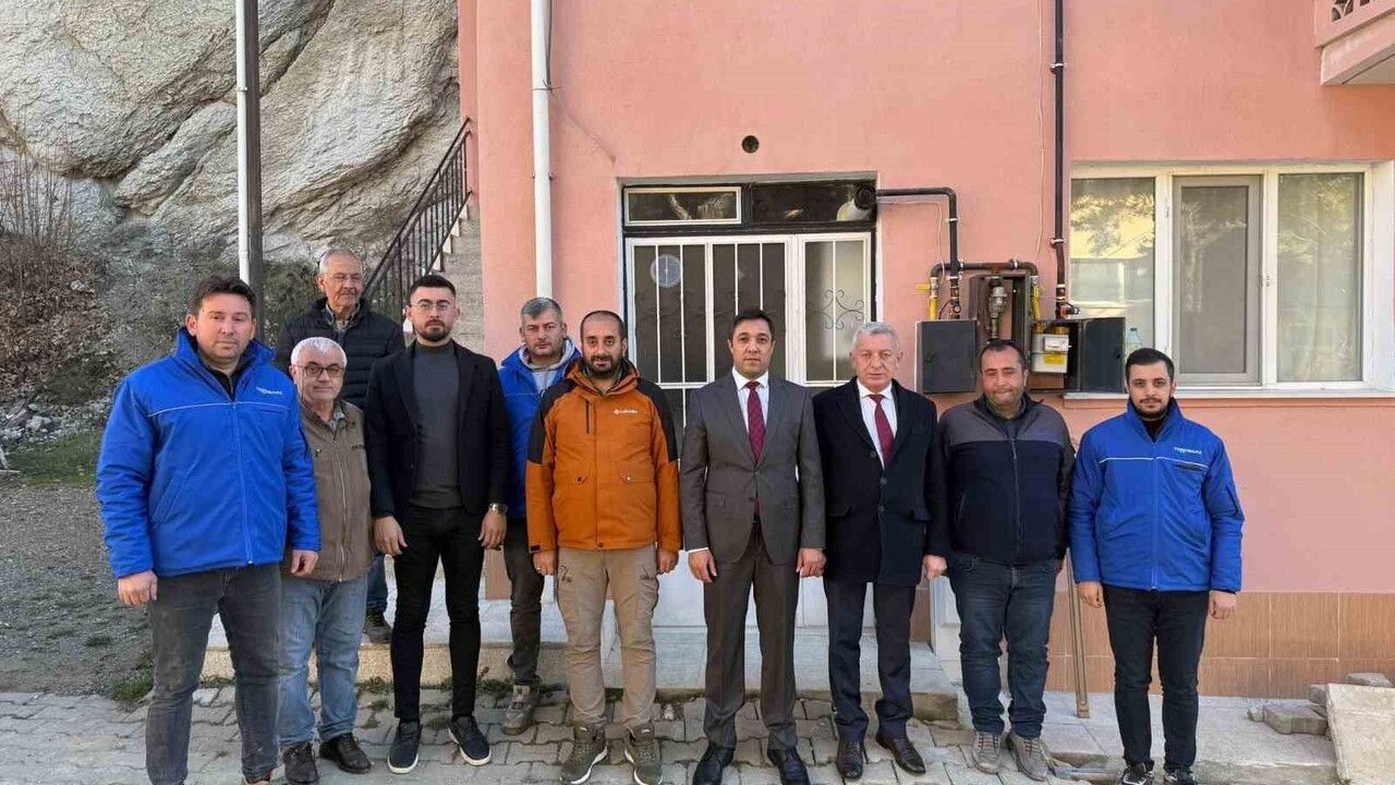 Şaphane Doğalgaza Kavuştu — İlk Bağlantı İsmail Dereköy'ün Evine Yapıldı