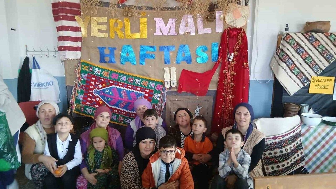 Sarıgöl’de Yerli Malı Haftası Coşkusu: Öğrenciler Yerli Ürünleri Tanıdı