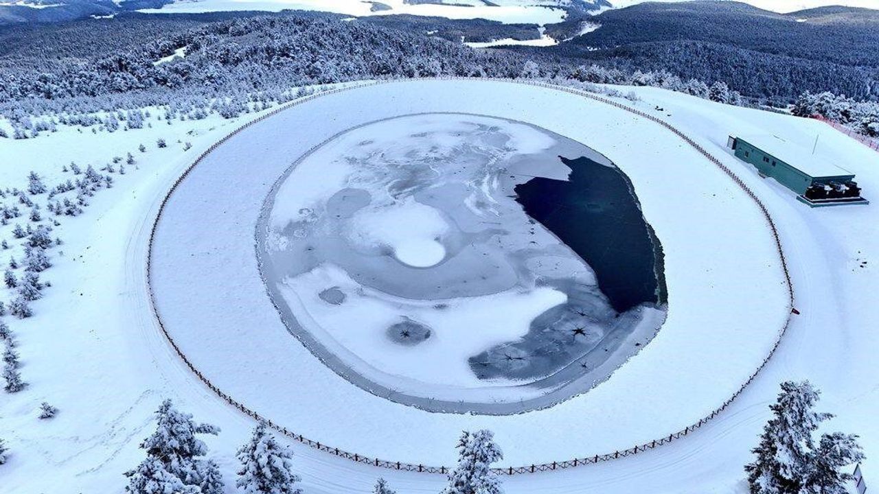 Sarıkamış'ta Suni Karlama Testleri: Kayak Sezonu Erken Başlayacak