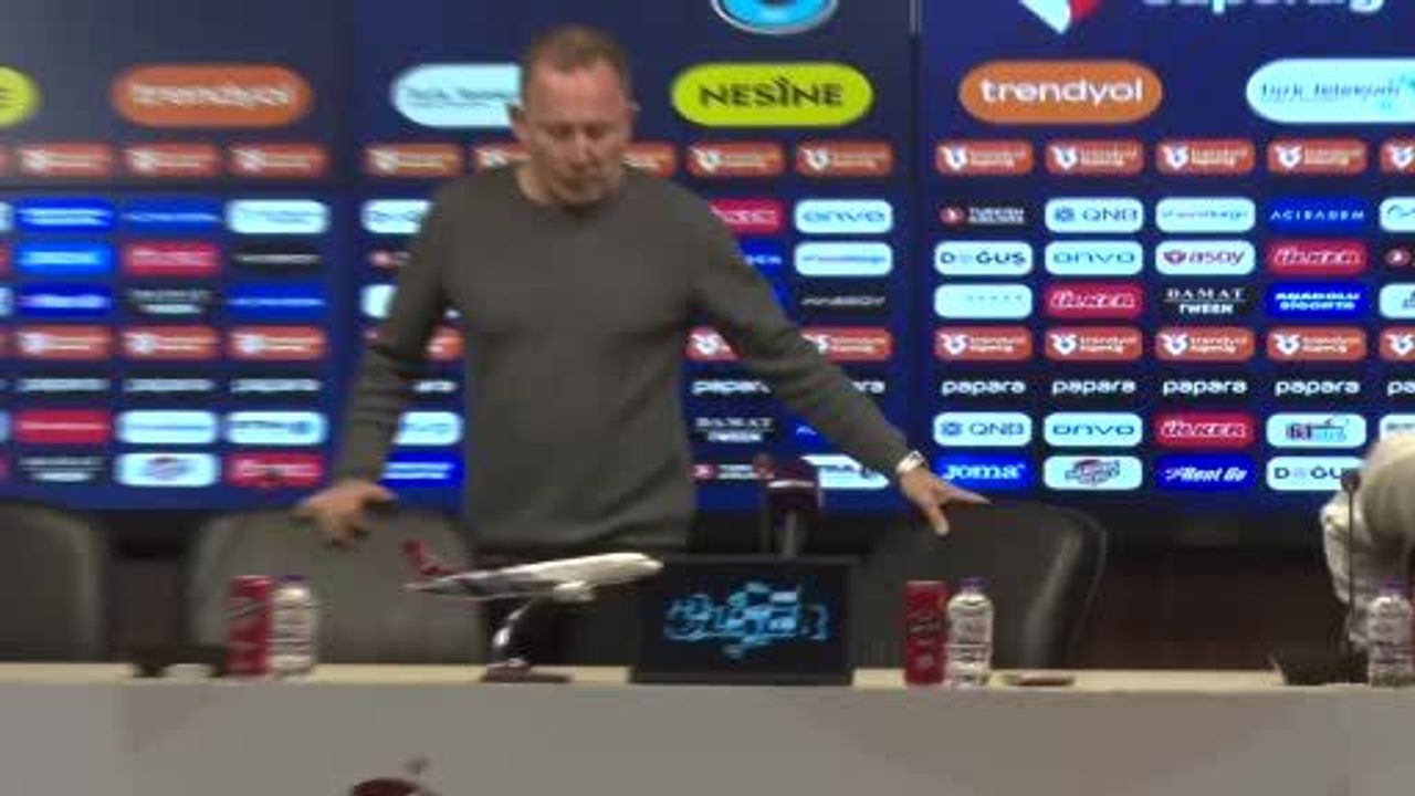 Sergen Yalçın: "Bu akşam bir tiyatro oynandı" — Beşiktaş 3-3'te 1 puana sevindi