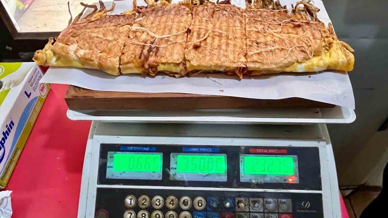 Siirt'te 650 gramlık 'Şefin Tavsiyesi' tost 600 TL