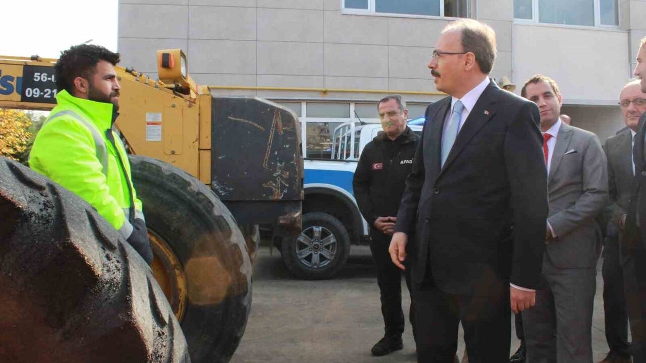 Siirt’te Kış Hazırlıkları Tamamlandı: Karla Mücadele Teyakkuzda