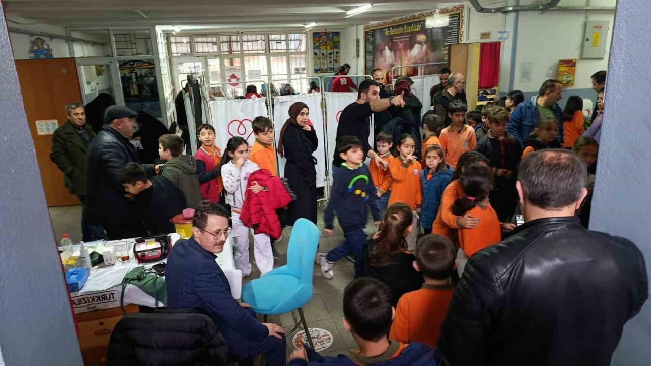 Sinop'ta Kan Bağışı Kampanyası Erfelek'te Yoğun İlgi