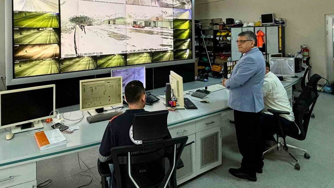 Sinop'ta Kar ve Buzlanma Nedeniyle Bazı İlçelerde Eğitime Ara