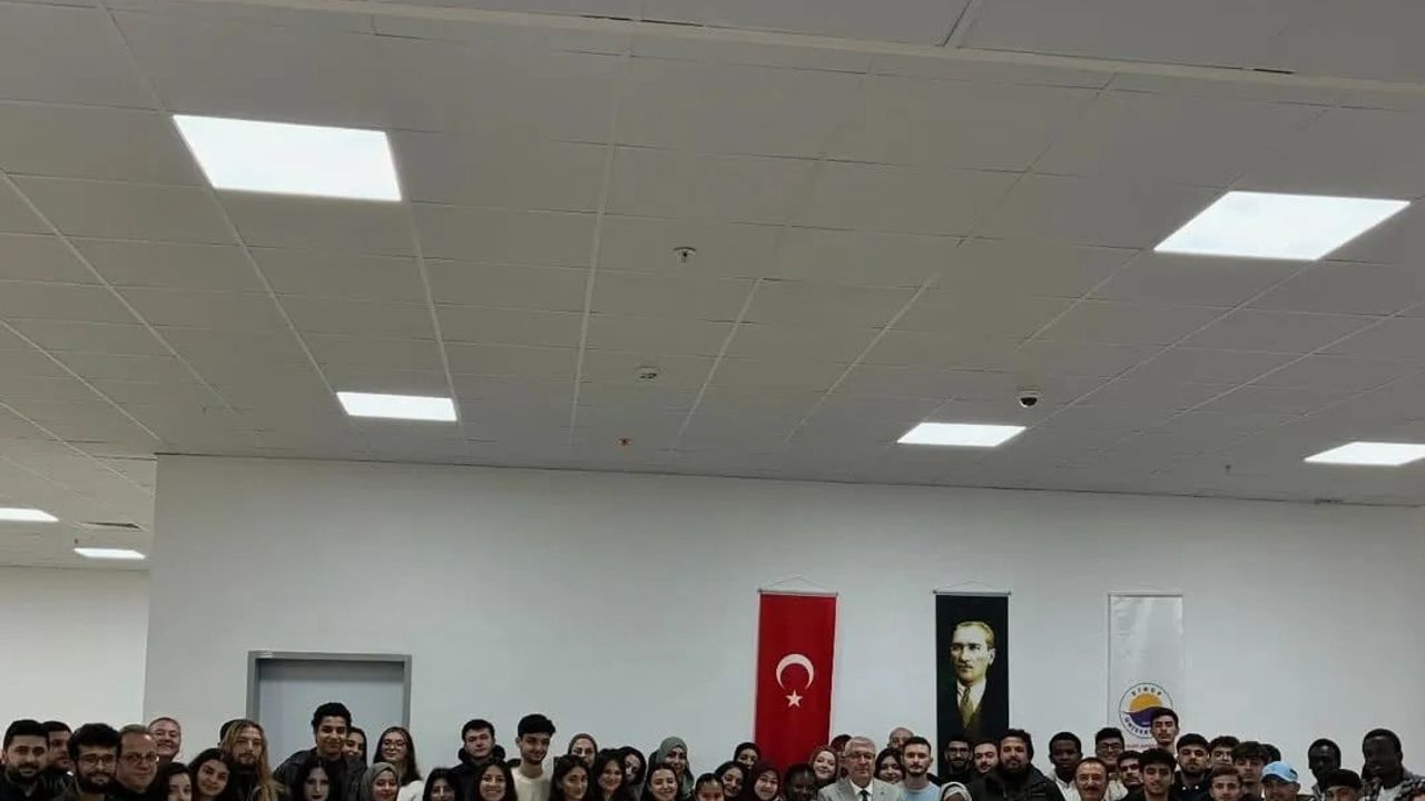 Sinop Üniversitesi'nde Uluslararası Öğrenciler Gönüllü Rehberlerle Tanıştı