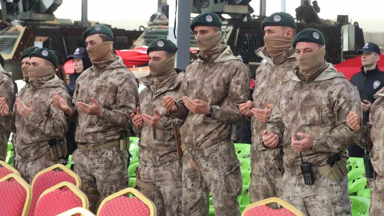 Şırnak'a 189 Araç Teslimi: 159 Polis, 30 Jandarma