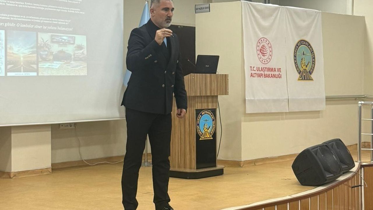 Şırnak Şerafettin Elçi Havalimanı'nda 'Aile Yılı' Konferansı — Çalışanlar ve Aileler