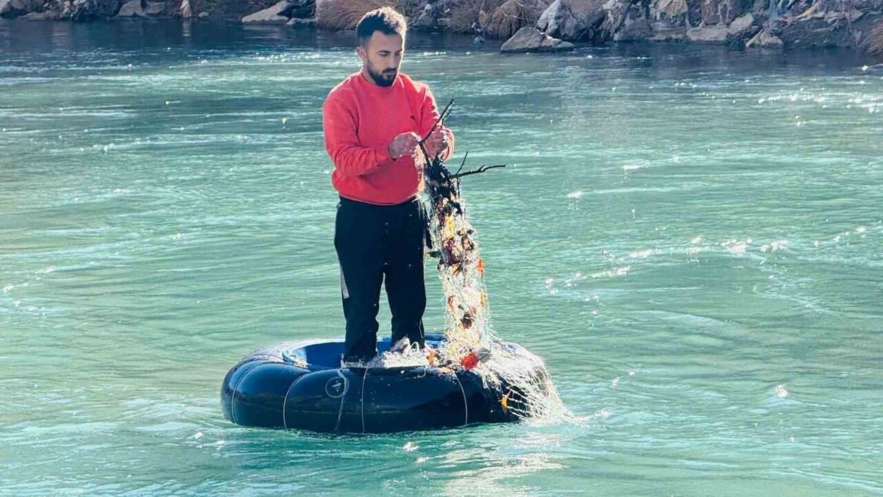 Şırnak'ta Sınırda Balık Avı: Haburiki Köyü, Kuzey Irak Sıfır Noktası