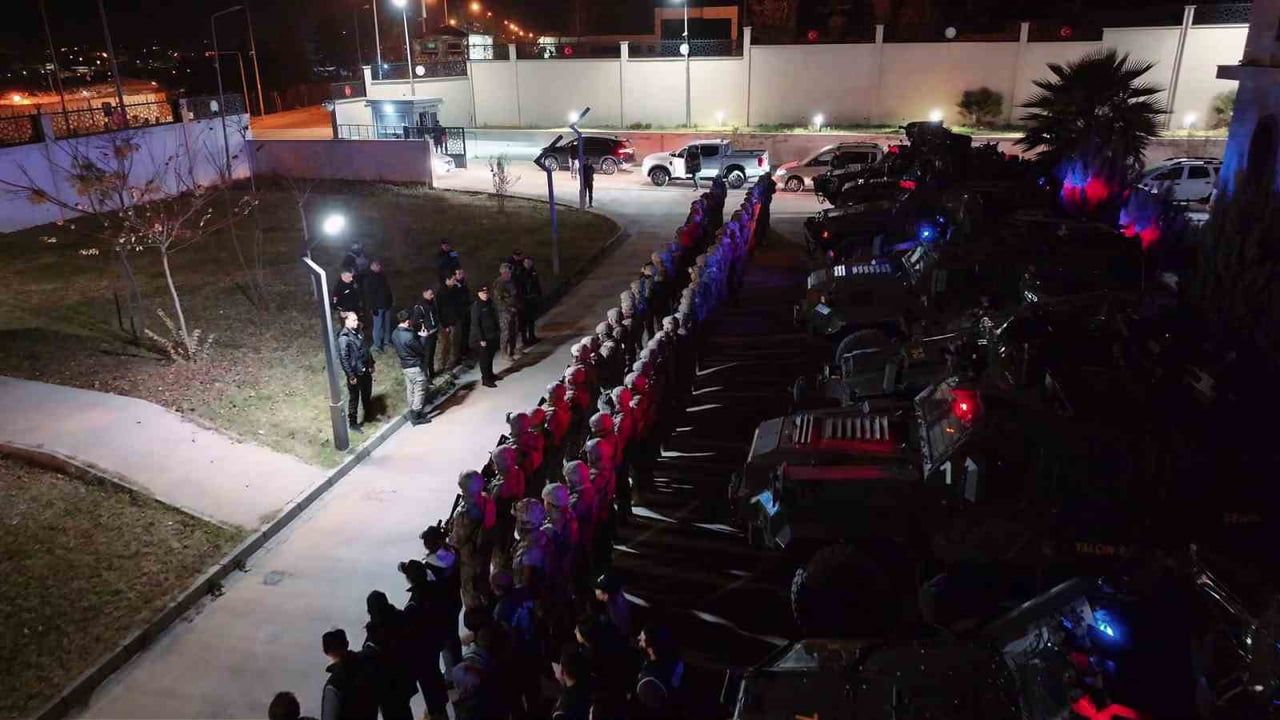 Şırnak'ta Yeni Yıl Güvenliği: 2 bin 26 Emniyet Mensubu Sahada