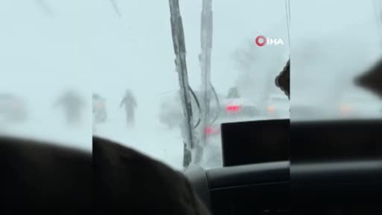 Şırnak'ta Yoğun Kar: Okullar Tatil, Öğrenciler Mahsur Kaldı