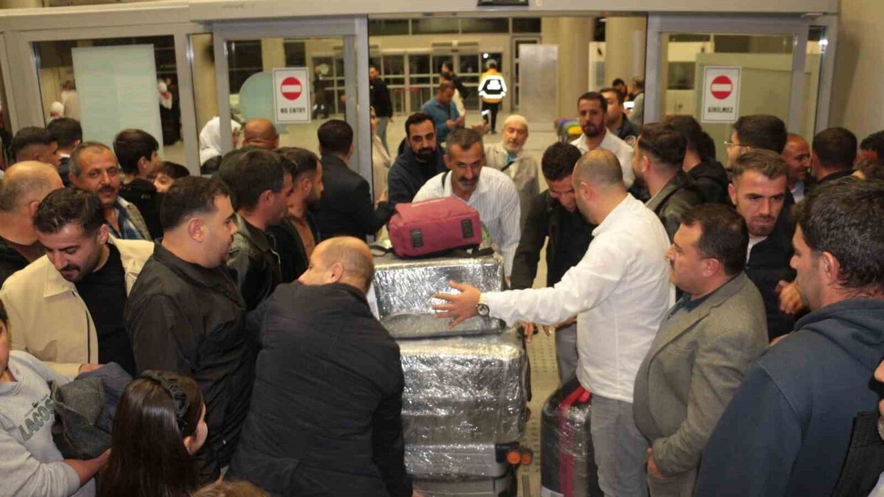 Şırnak’tan Suudi Arabistan’a İlk Direkt Uçuşla 220 Umre Yolcusu Döndü