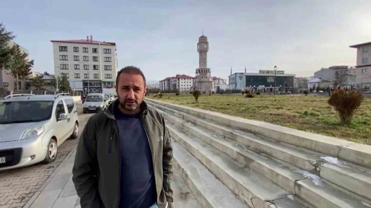 Sivas'ta Doğa Gezisinde Kurt Ağzında Ördekle Görüntülendi