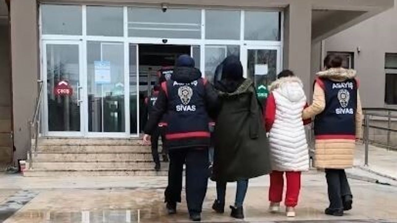 Sivas'ta Evlilik Vaadiyle 1 Milyon TL Dolandırıcılık: 2 Şüpheli Tutuklandı
