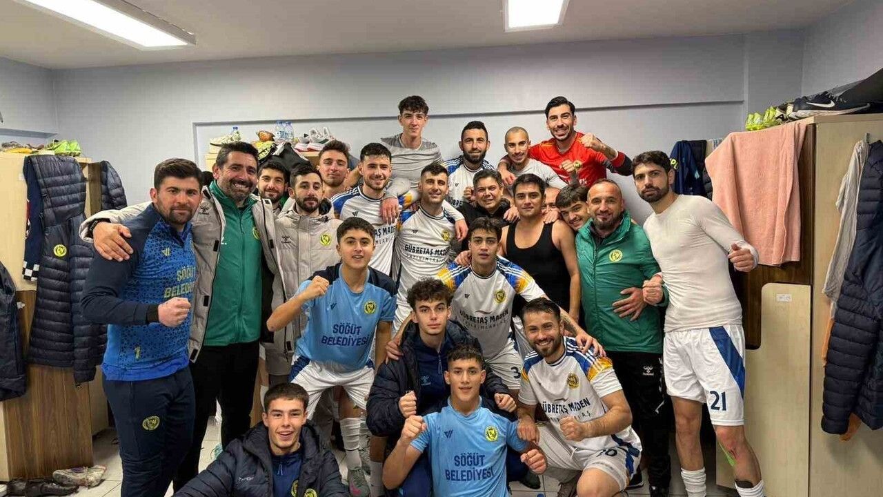 Söğütspor Evinde Lider Eşme Belediyespor’u 1-0 Mağlup Etti