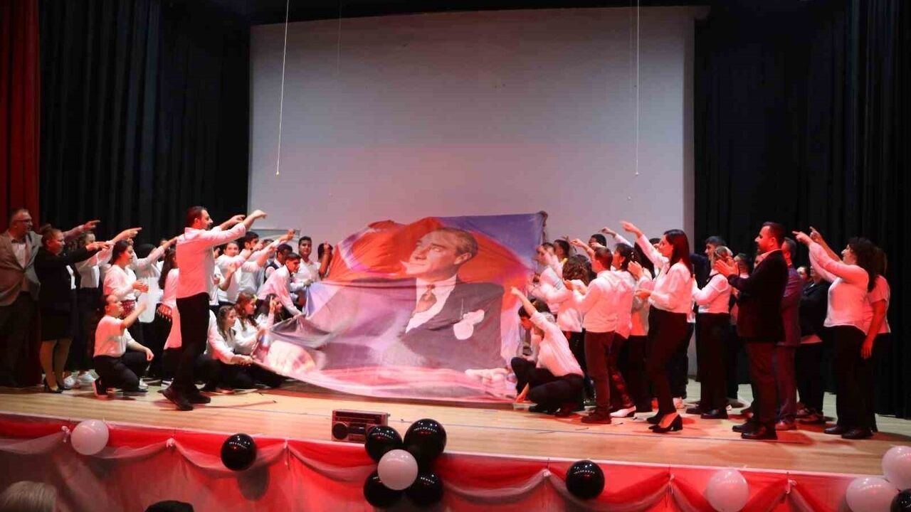 Söke'de Dünya Engelliler Günü: Özel Öğrenciler Alkışlandı