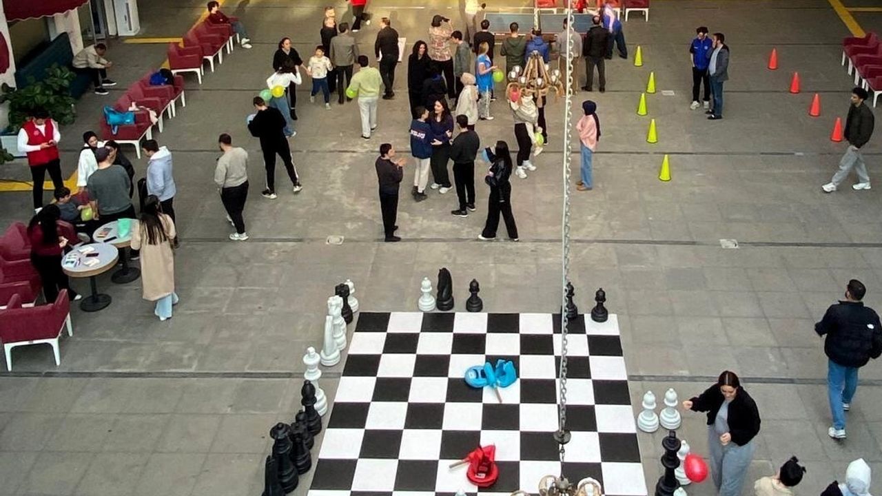 SUBÜ'de Özel Gereksinimli Bireyler Mutfakta: Pasta ve Kek Atölyesi