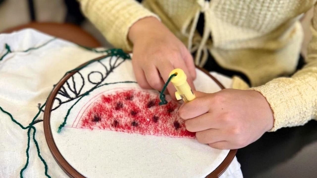 SUBÜ Öğrencileri Keçe Atölyesinde Geleneksel Tekniği Denedi