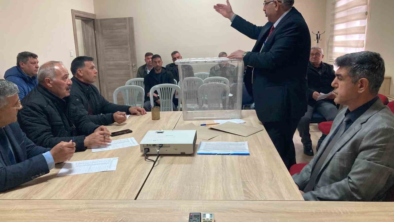 Sultandağı'nda SYDV Mütevelli Heyeti'ne Muhtar Üyeler Seçildi