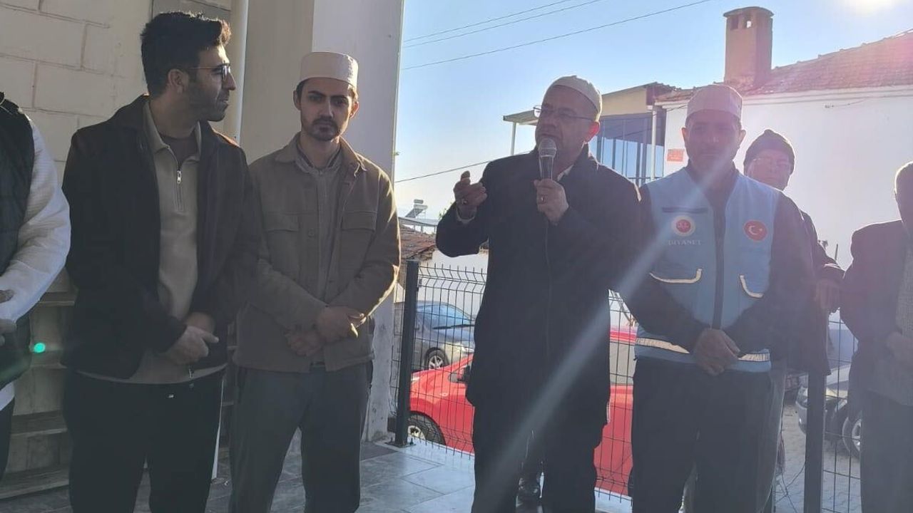 Sultanhisar'da Umre Yolcuları Dualarla Kutsal Topraklara Uğurlandı