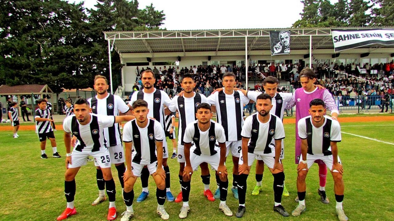 Süper Amatör Lig: Çeşme Belediyespor Özderespor'a 1-0 Yenildi