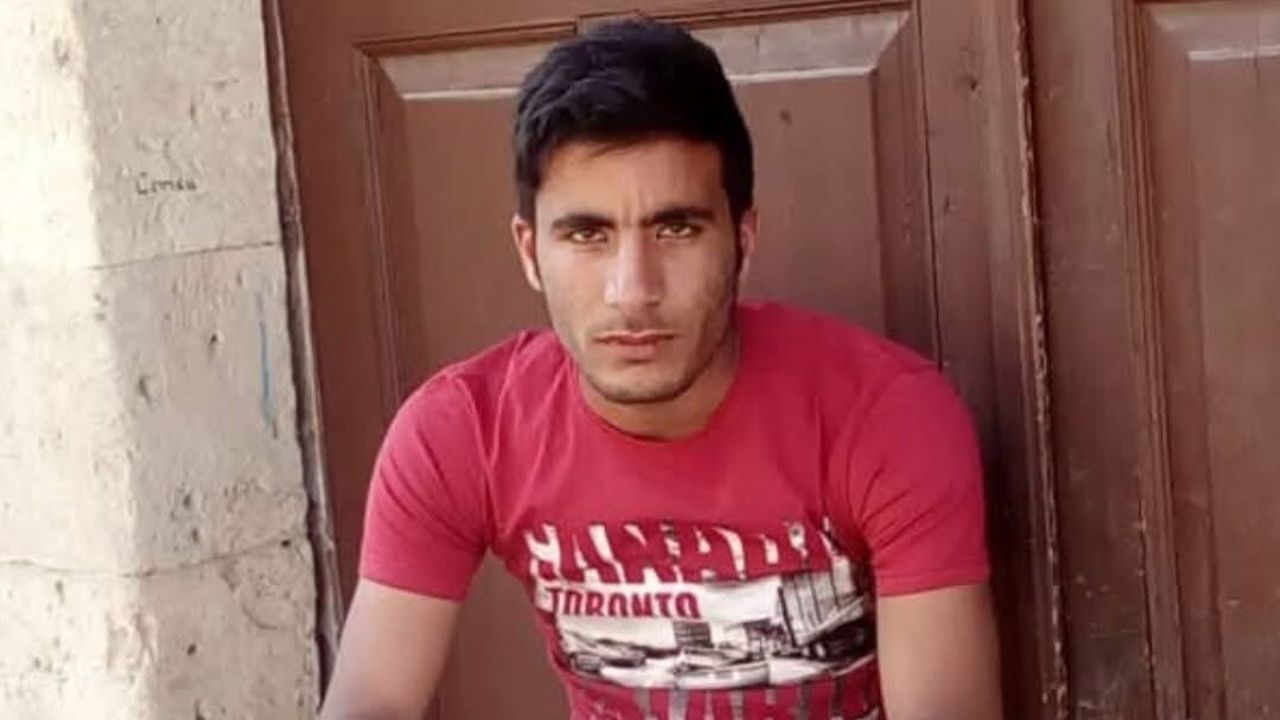 Tarsus'ta Kamyonun Altında Kalan 22 Yaşındaki Genç Hayatını Kaybetti