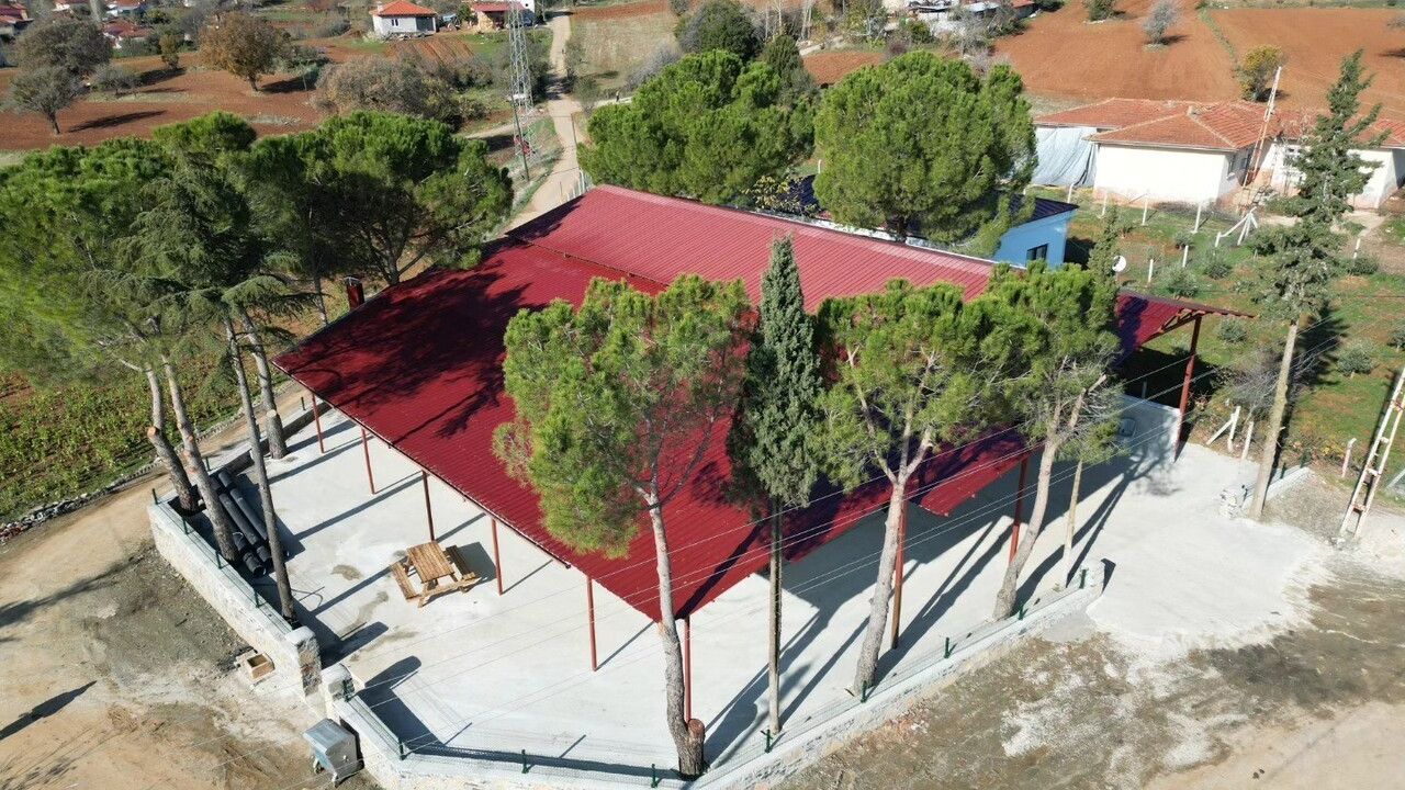 Tavas Belediyesi Güzelköy Pazaryerini Etkinliklere Hazırladı