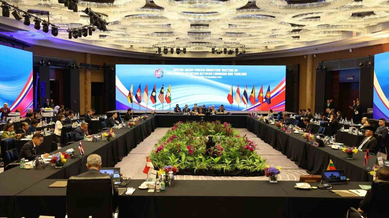 Tayland'ın Kamboçya'ya Ateşkes İçin 3 Şartı