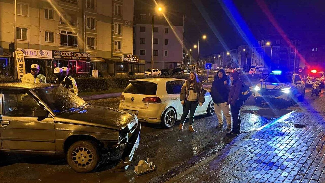 Tekirdağ Çorlu'da kaza: Sürücü 'Ağabeyimi arayacağım' deyip kaçtı