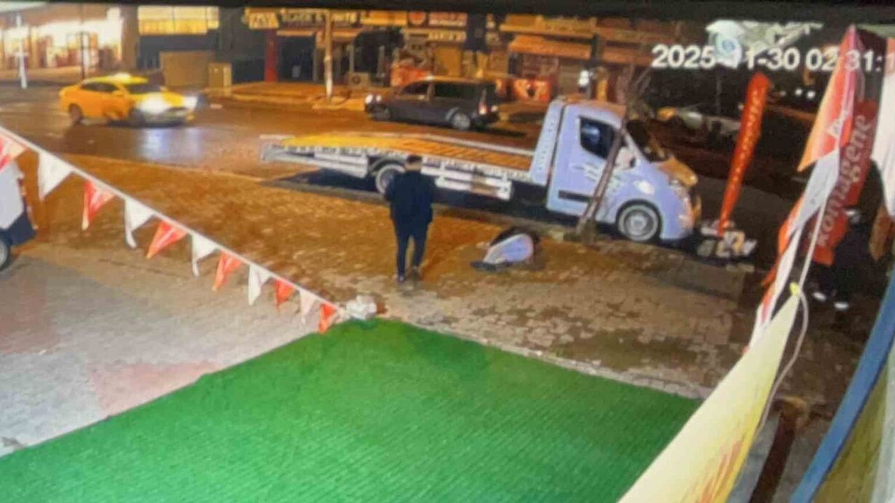 Tekirdağ'da 'Ok Gibi' Saplanan Motosiklet: Sürücü 2,82 Promil