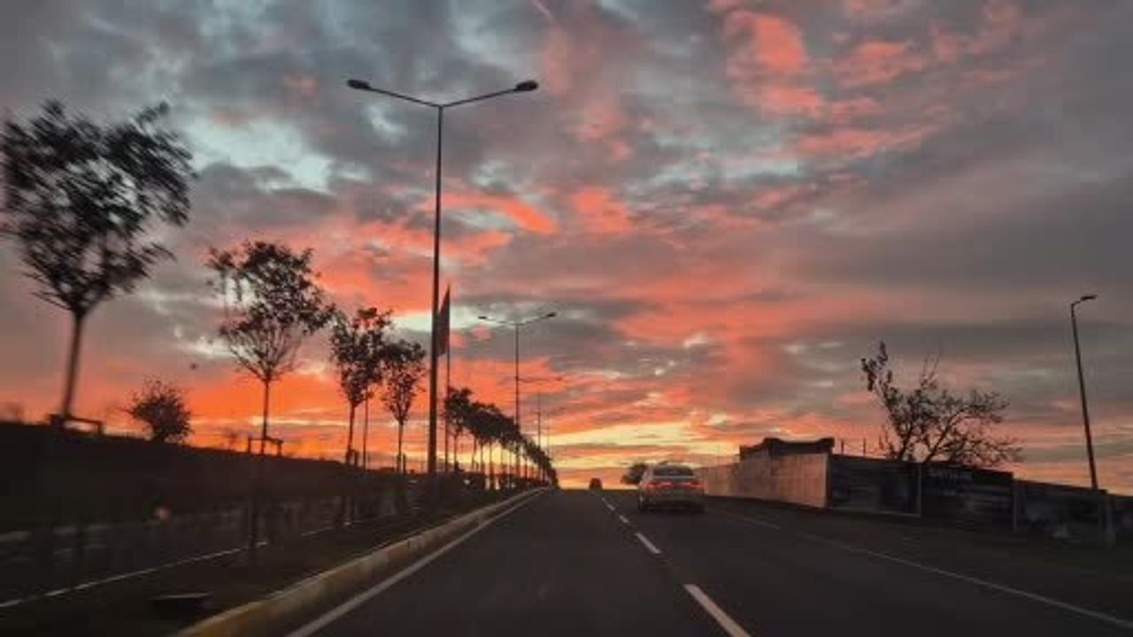 Tekirdağ Süleymanpaşa'da Gün Doğumu: Turuncu Gökyüzü Kartpostallık Anlar