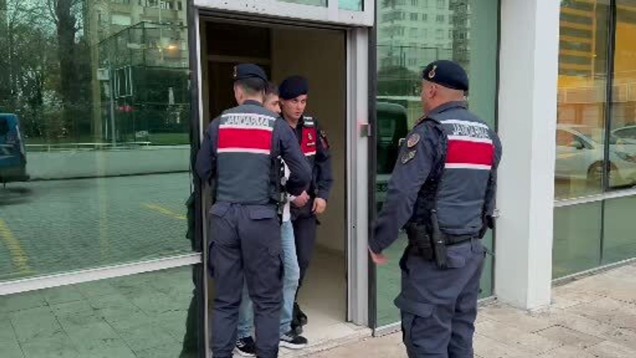 Tekkeköy’de Uyuşturucu Hap Operasyonu: 2 Kişi Tutuklandı