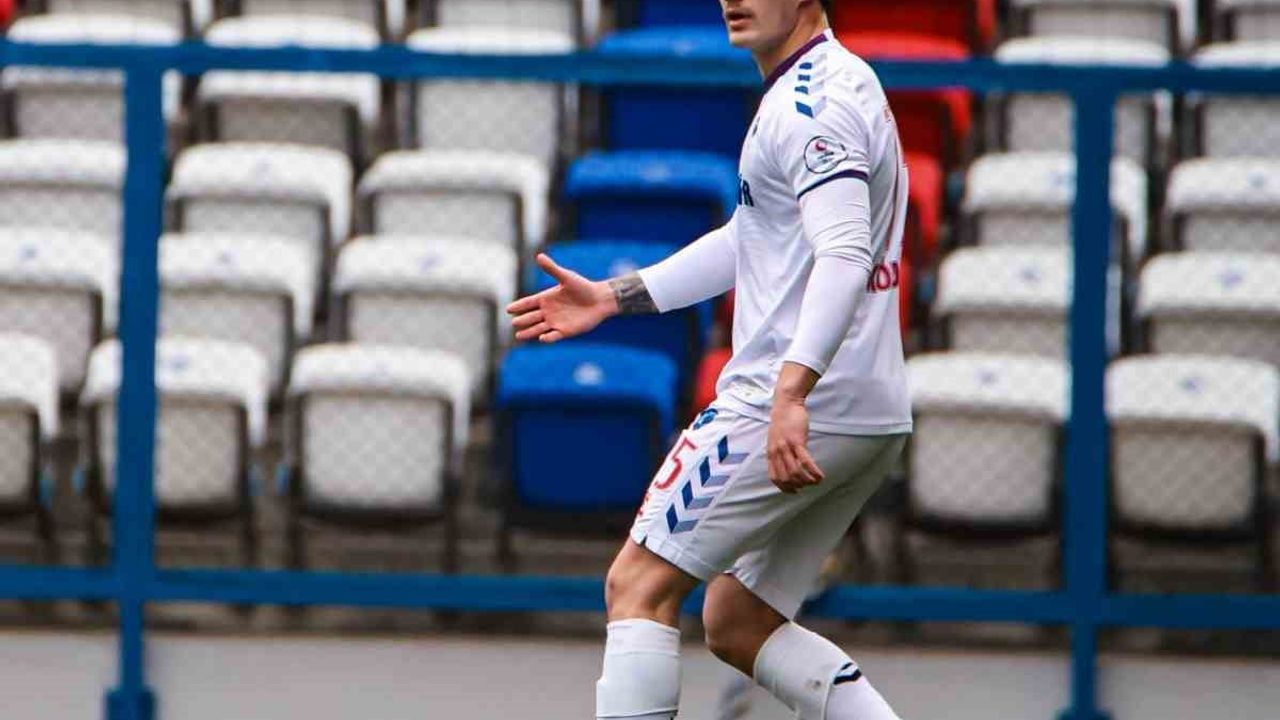 TFF 3. Lig: Karabük İdman Yurdu 0-2 Giresunspor — Şahin Dik 2 golle kazandırdı