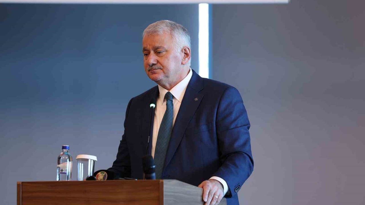 THY Genel Müdürü Bilal Ekşi'den Rize'ye 2026'da Ek 10 Sefer Müjdesi