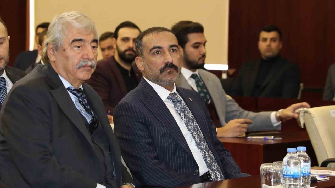 TOBB Gaziantep Genç Girişimciler Kurulu'nda Konukoğlu: Tekstil ve Genç Girişimcilere Öneriler