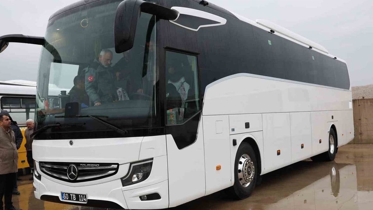 Tokat Belediyesi'ne 2025 Model 54 Kişilik Otobüs — Başkan Yazıcıoğlu Test Etti